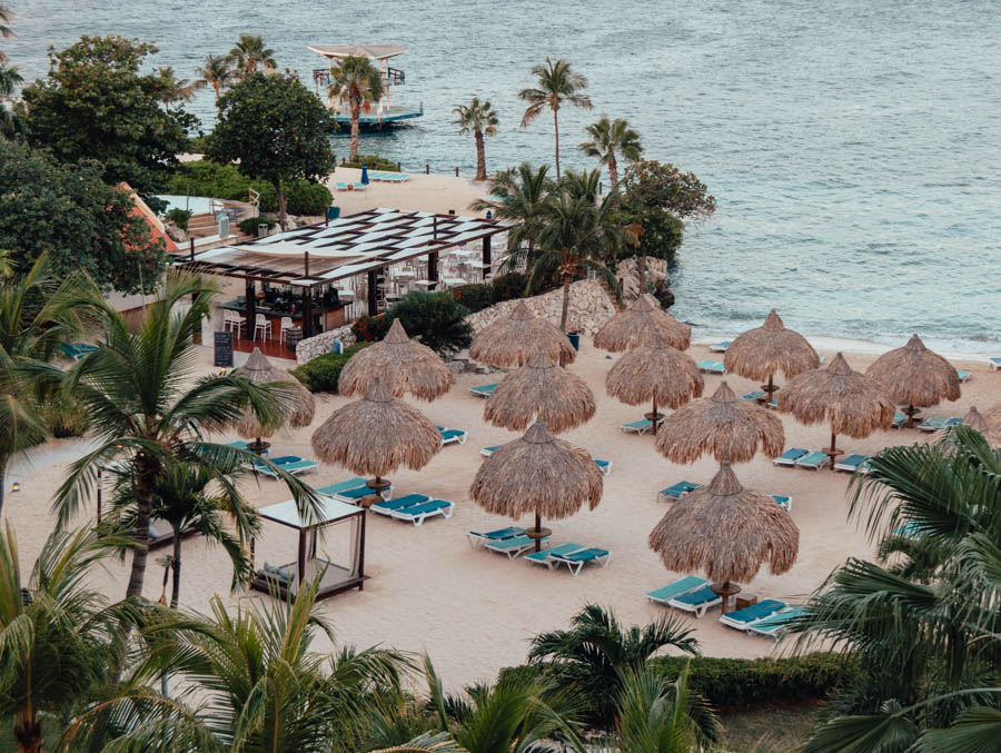 Curaçao hotel on the beach