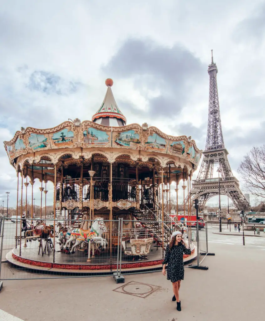 Eiffel Tower carousel 