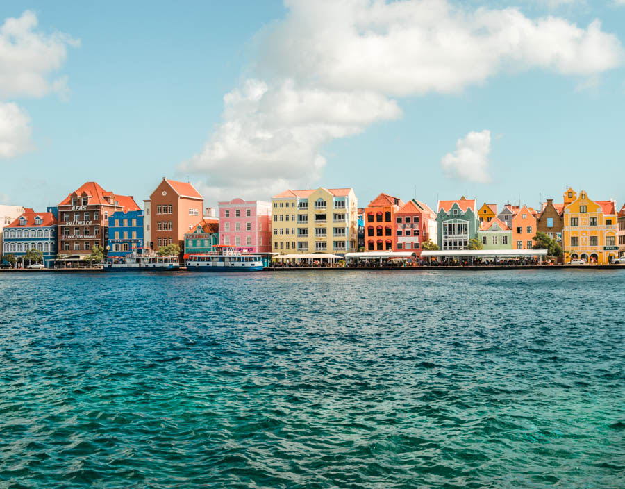 Queen Emma Bridge Willemstad Photo Spots