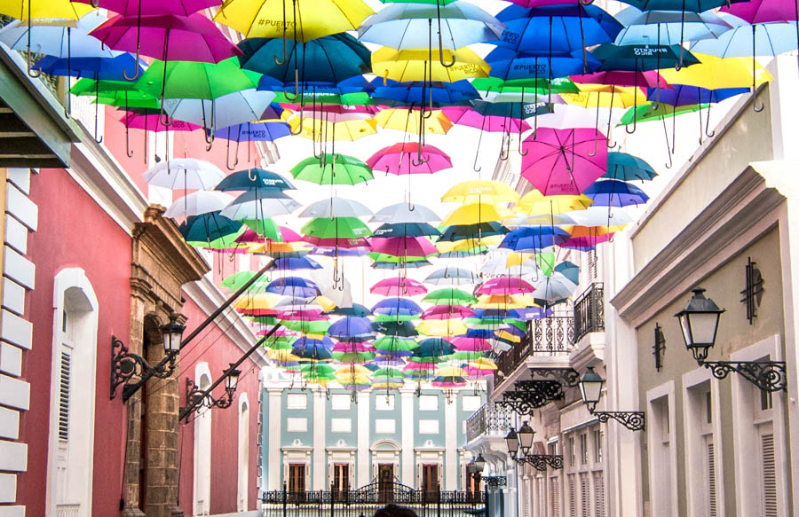 Umbrella Street San Juan - Fortaleza Street