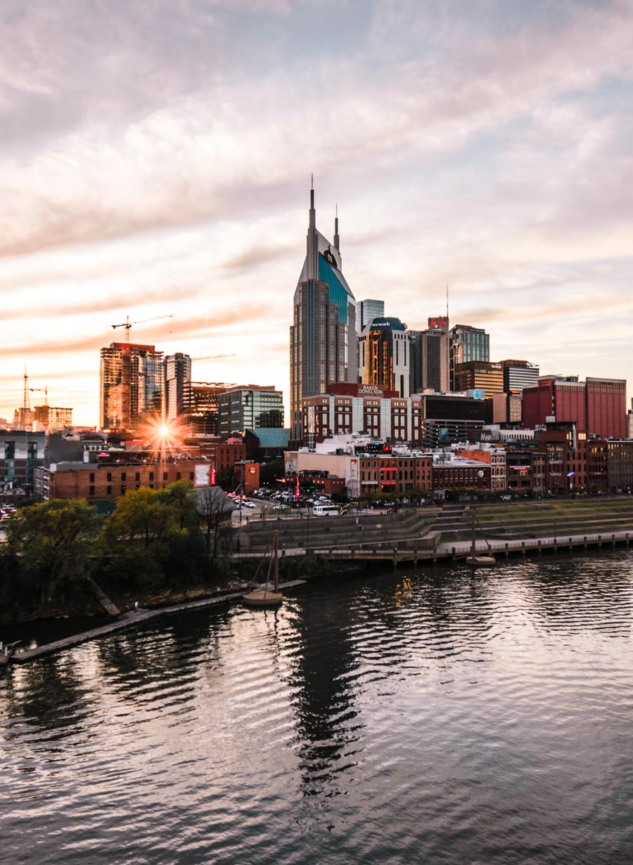 Nashville Photo Spots John Seigenthaler Pedestrian Bridge - Instagram Spots in Nashville