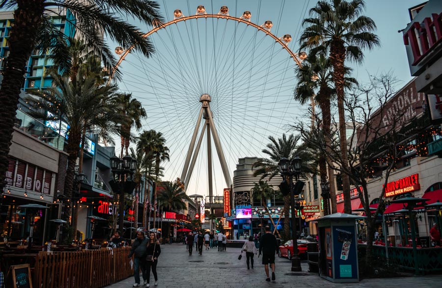 LINQ Promenade + Ride the High Roller