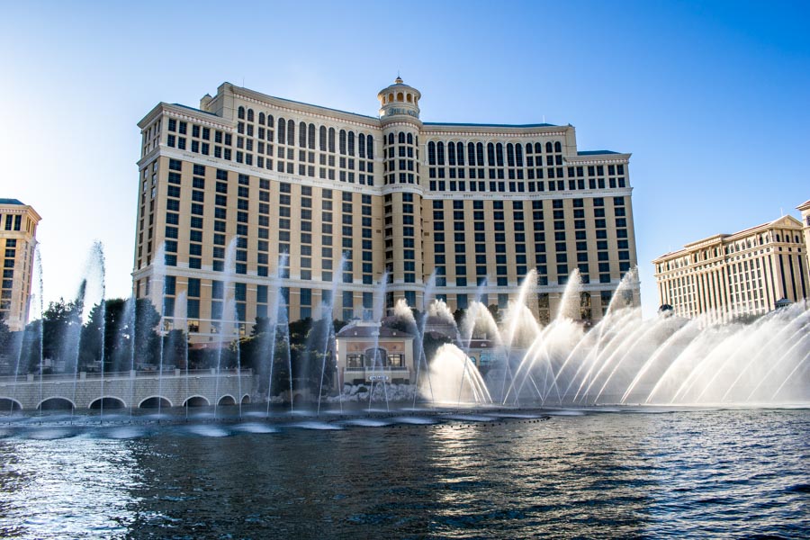 Mirage Fountain Things to do in Las Vegas besides gambling