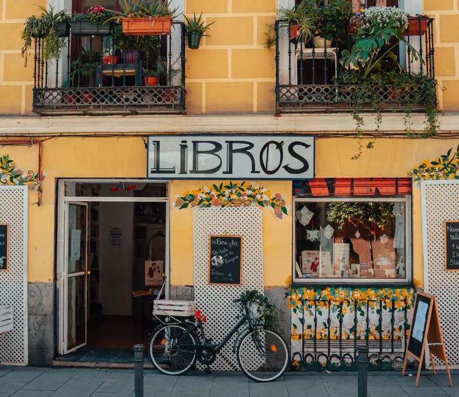 Libros para un Mundo Mejor: Best Bookstores in Madrid