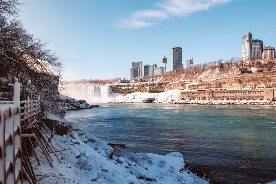 Horseshoe Falls Winter