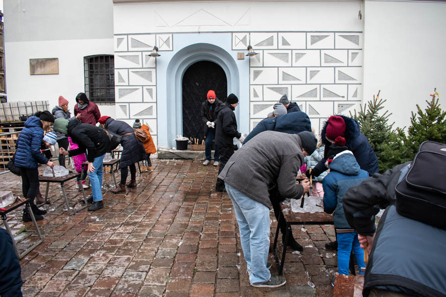 Kids Ice carving at Poznan Ice Festival