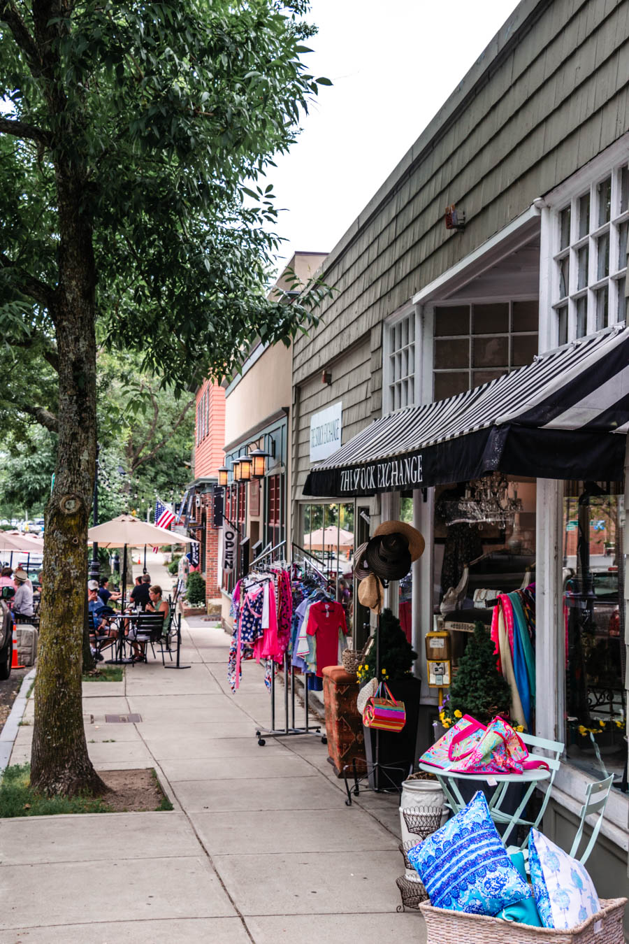 Shopping in Manchester-by-the-Sea